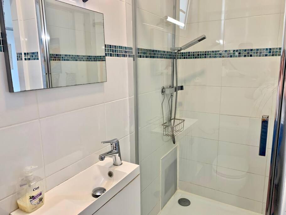 Blue Summer Vibes Mini Studio For Two, Ac, Parking, Beach At 50M, Spa Access -2 ลาซิโอตาต์ ภายนอก รูปภาพ